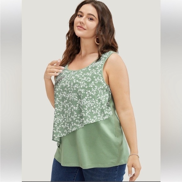 NWT Bloomchic Colorblock and ditzy floral print sleeveless top size 18/20 🌺 BC99 - Picture 1 of 5